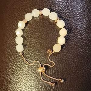 LA CH Jewelry-Beautiful pink gold and quartz-like white beaded bracelet
